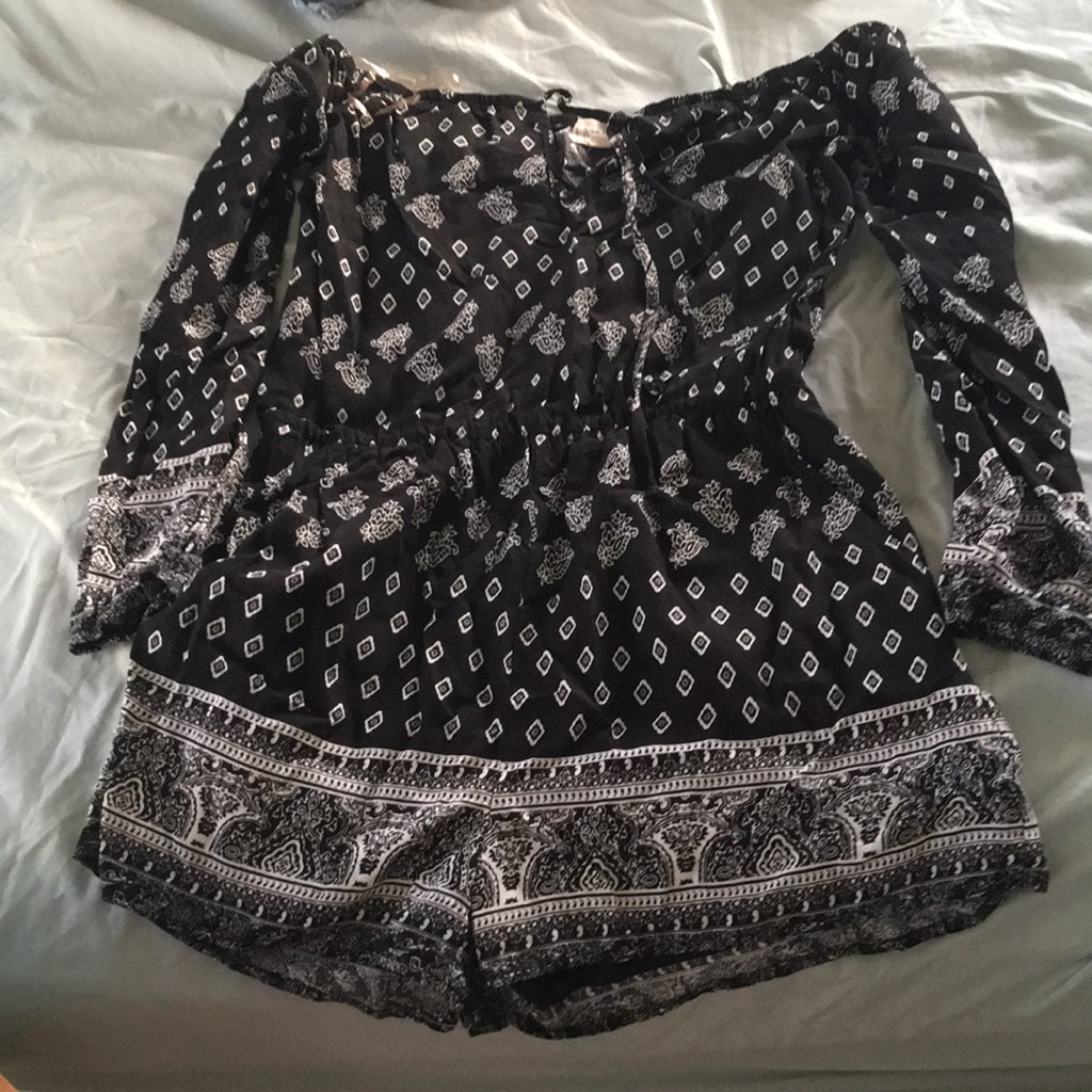 Off The Shoulder Patterned Romper